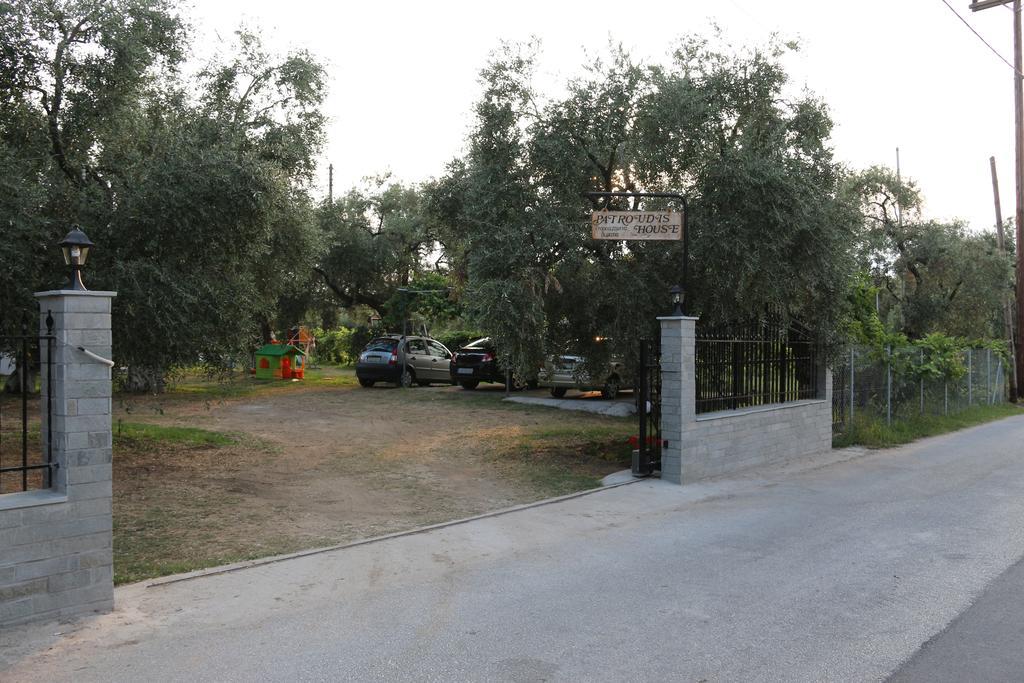 شقة Patroudis House Skala Rachoni  المظهر الخارجي الصورة