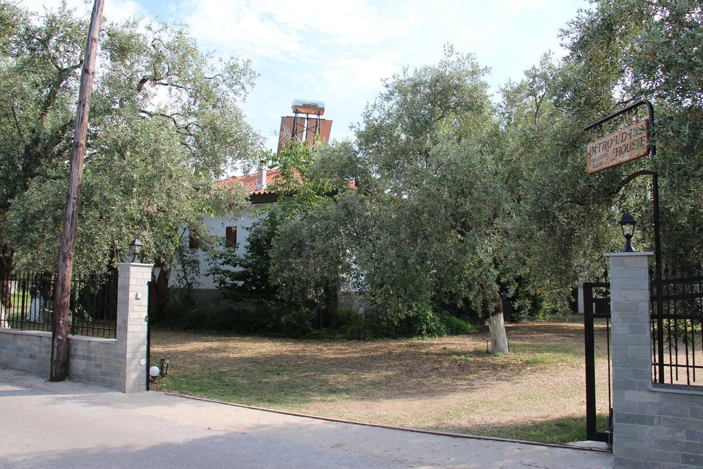 شقة Patroudis House Skala Rachoni  الغرفة الصورة